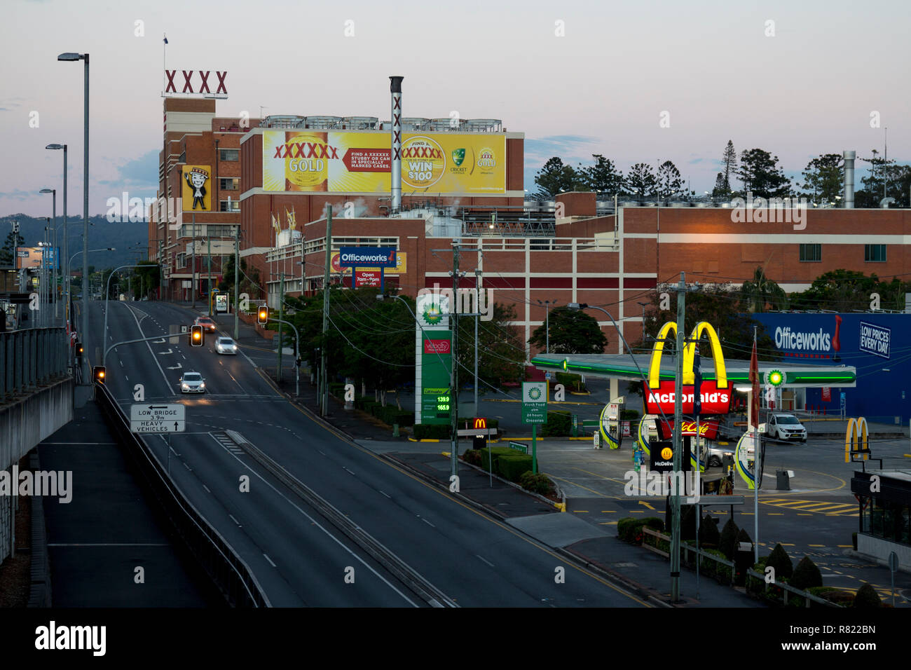 Milton Road und Castlemaine Perkins Brauerei, Milton, Brisbane, Queensland, Australien Stockfoto