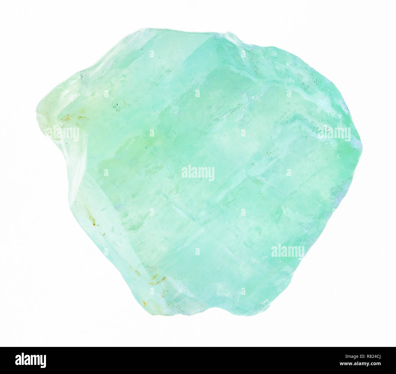 Makrofotografie von natürlichen Mineral aus geologische Sammlung - grobe grüne Calcit Stein auf weißem Hintergrund Stockfoto