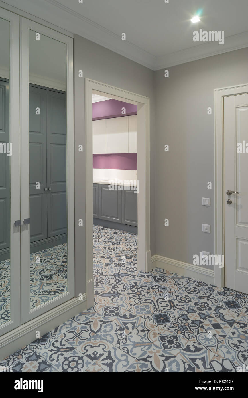 Inneren Flur im minimalistischen Stil Stockfoto