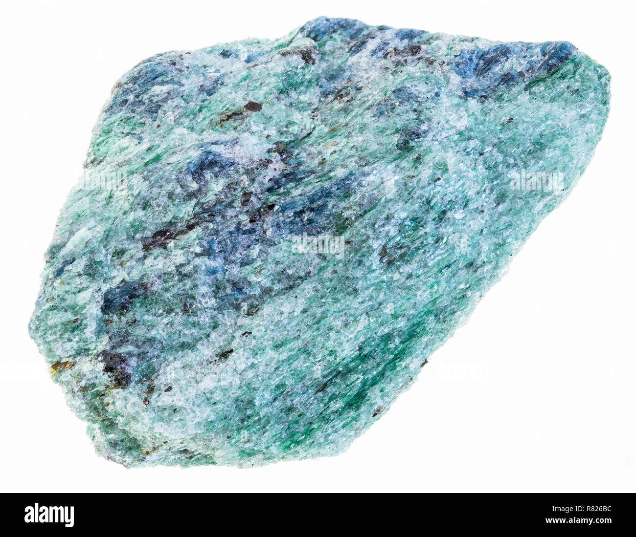 Makrofotografie von natürlichen Mineral aus geologische Sammlung - Grobe fuchsite (Chrom Glimmer) Stein auf weißem Hintergrund Stockfoto