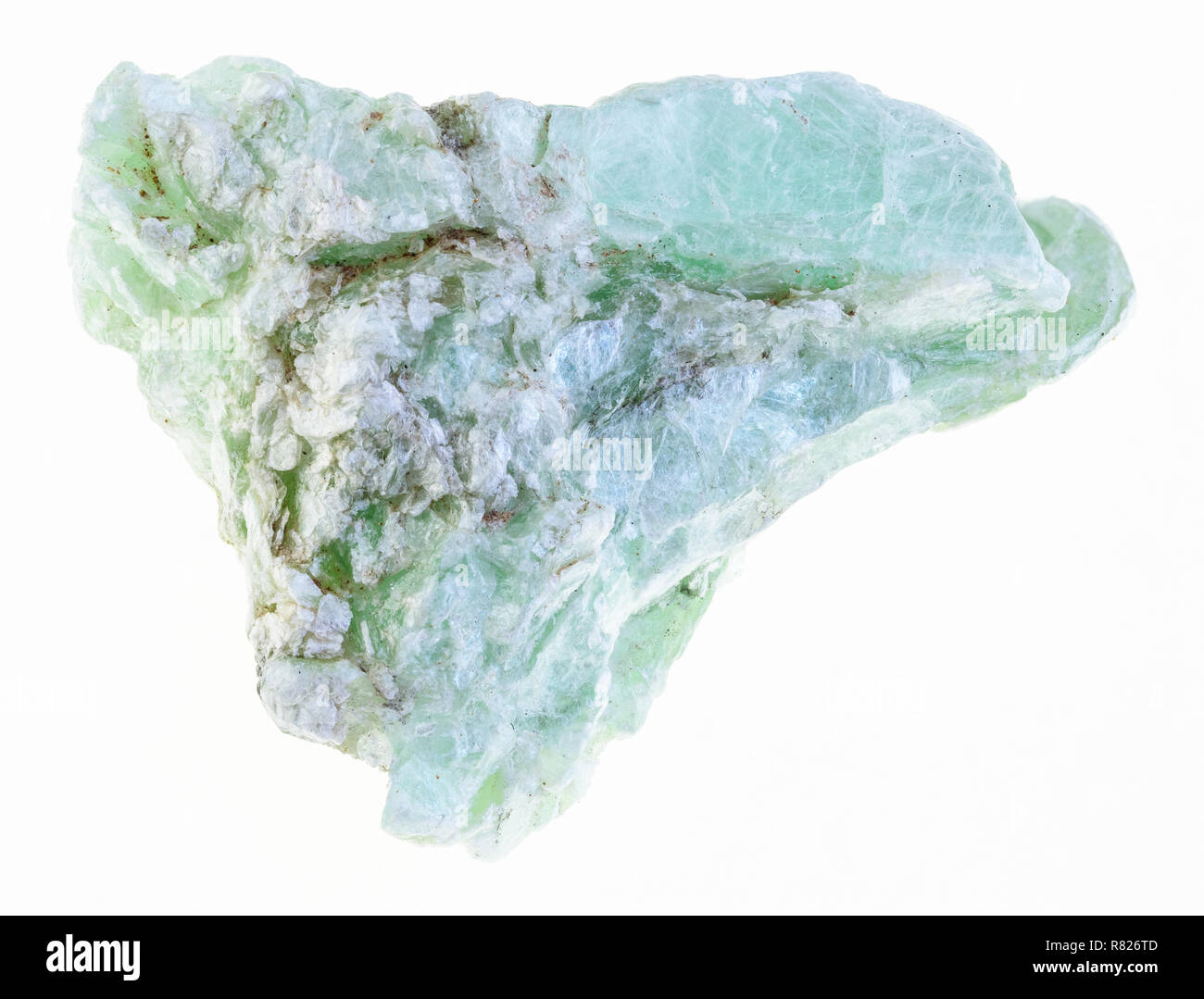 Makrofotografie von natürlichen Mineral aus geologische Sammlung - rohe grüne Talkum Stein auf weißem Hintergrund Stockfoto