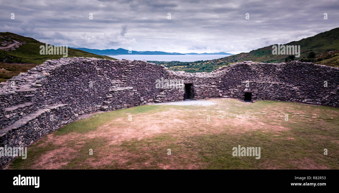 Staigue stone fort, eine defensive Festung während der Eisenzeit in Sneem, Irland Stockfoto