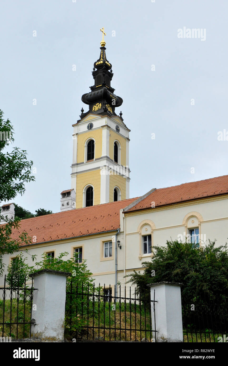 Kloster Grgeteg. Serbisch-orthodoxe Kloster (1717) in Grgeteg in der Fruska Gora Berge der nördlichen Provinz Vojvodina in Serbien Stockfoto