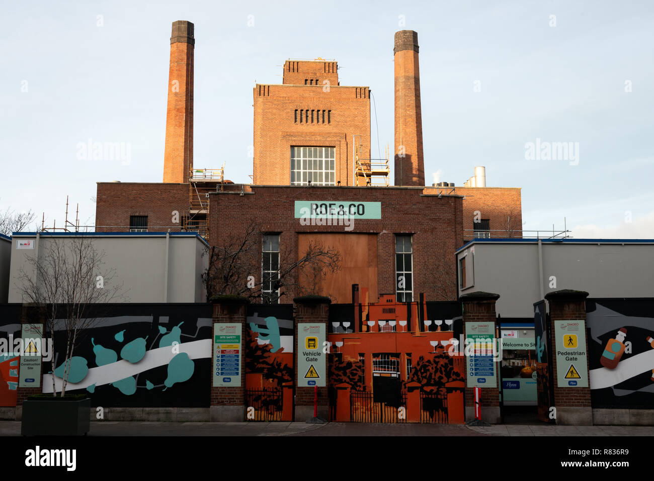 Bau der Roe & Co-Destillerie im Guinness-Komplex auf St. James's Street, St. James, Dublin, Irland seit 2018 Stockfoto