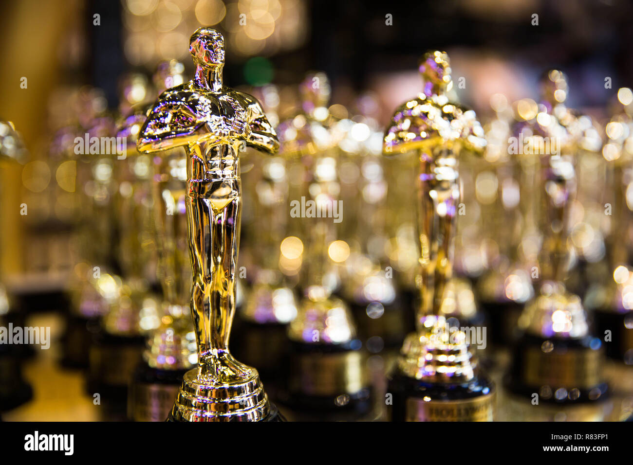 Oscar award. Hollywood, CA/USA - 26. Juli 2018: Golden Award oder Trophäe in einem Souvenirshop auf dem Hollywood Boulevard. Erfolg und Sieg Konzept Stockfoto