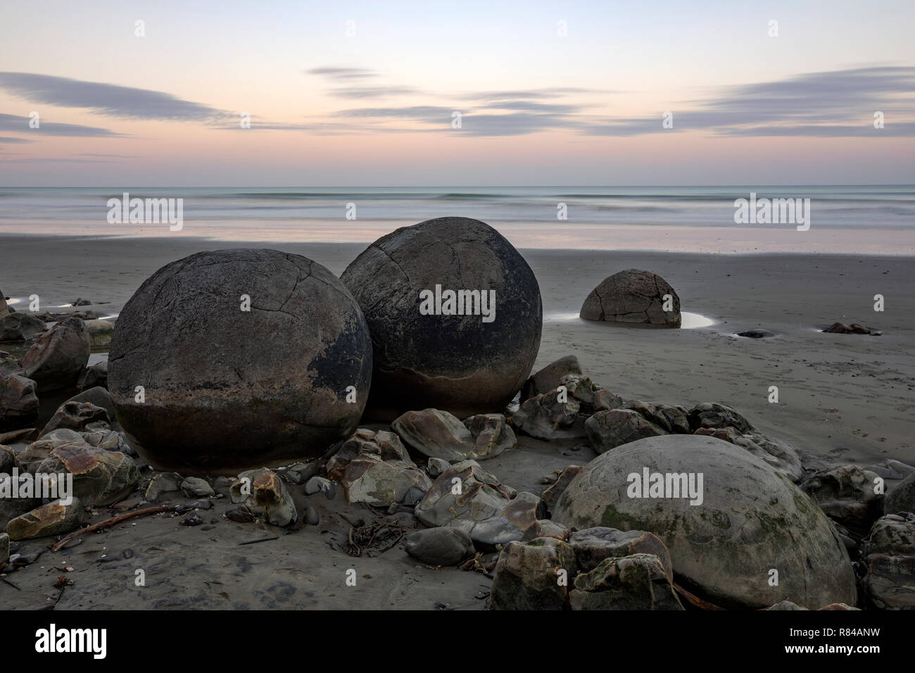 Moeraki Boulders, Koekohe Strand, Otago, Südinsel, Neuseeland Stockfoto