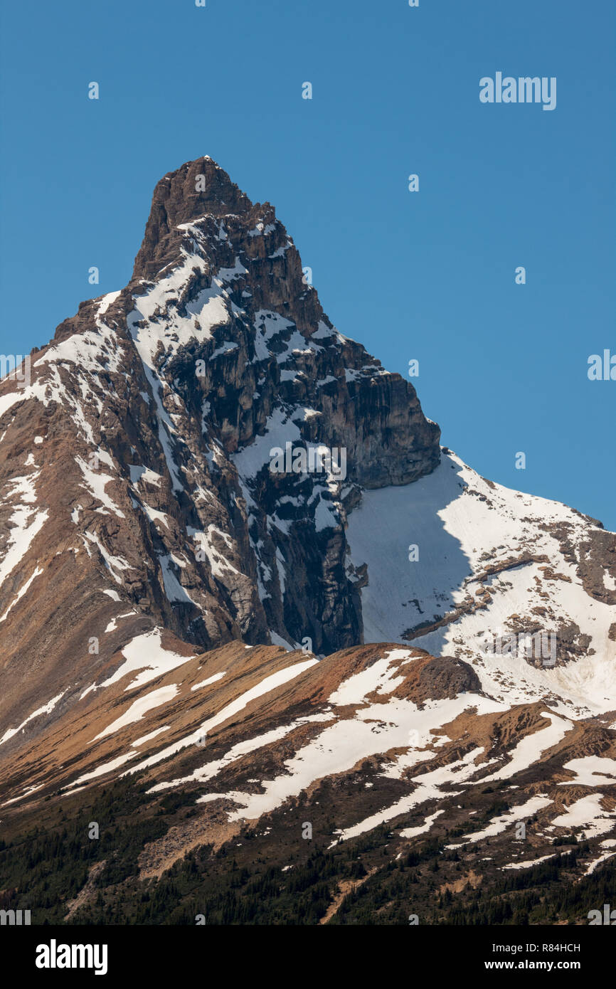 Banff National Park, Alberta, Kanada. Eiszeit horn erstellt, wenn Erodieren rund um einen Berggipfel erstellen einen scharfen Berg spire ein Horn genannt. Stockfoto