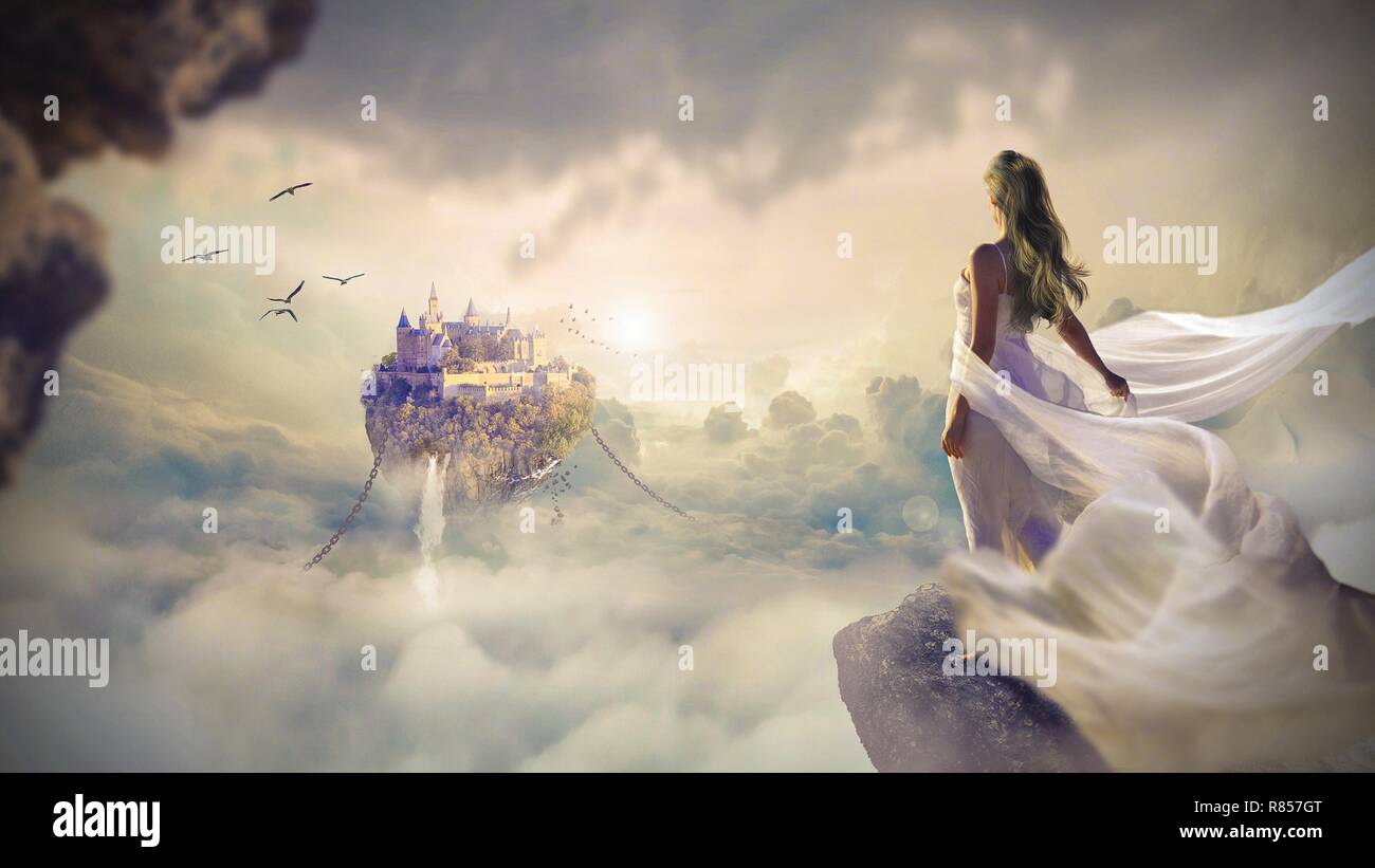 Schone Landschaften Bewolkt Berge Wo Die Phantasie Fliegen Und Lasst Uns Traumen Stockfotografie Alamy