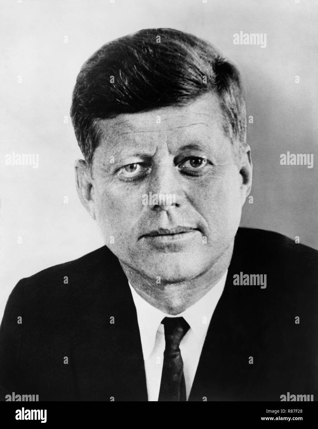 John Fitzgerald Kennedy (1917-63), 35. Präsident der USA, Kopf und Schultern Porträt, 1961 Stockfoto