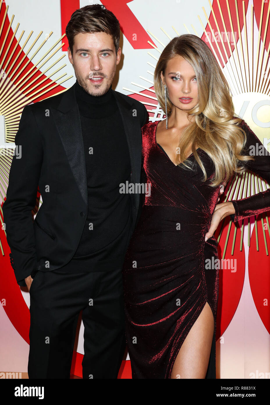 LAS VEGAS, NV, USA - 09. NOVEMBER: Laurens Van Leeuwen, Romee Strijd an der 2. jährlichen#REVOLVEawards im Palms Casino Resort am 9. November 2018 in Las Vegas, Nevada, USA. (Foto von Xavier Collin/Image Press Agency) Stockfoto