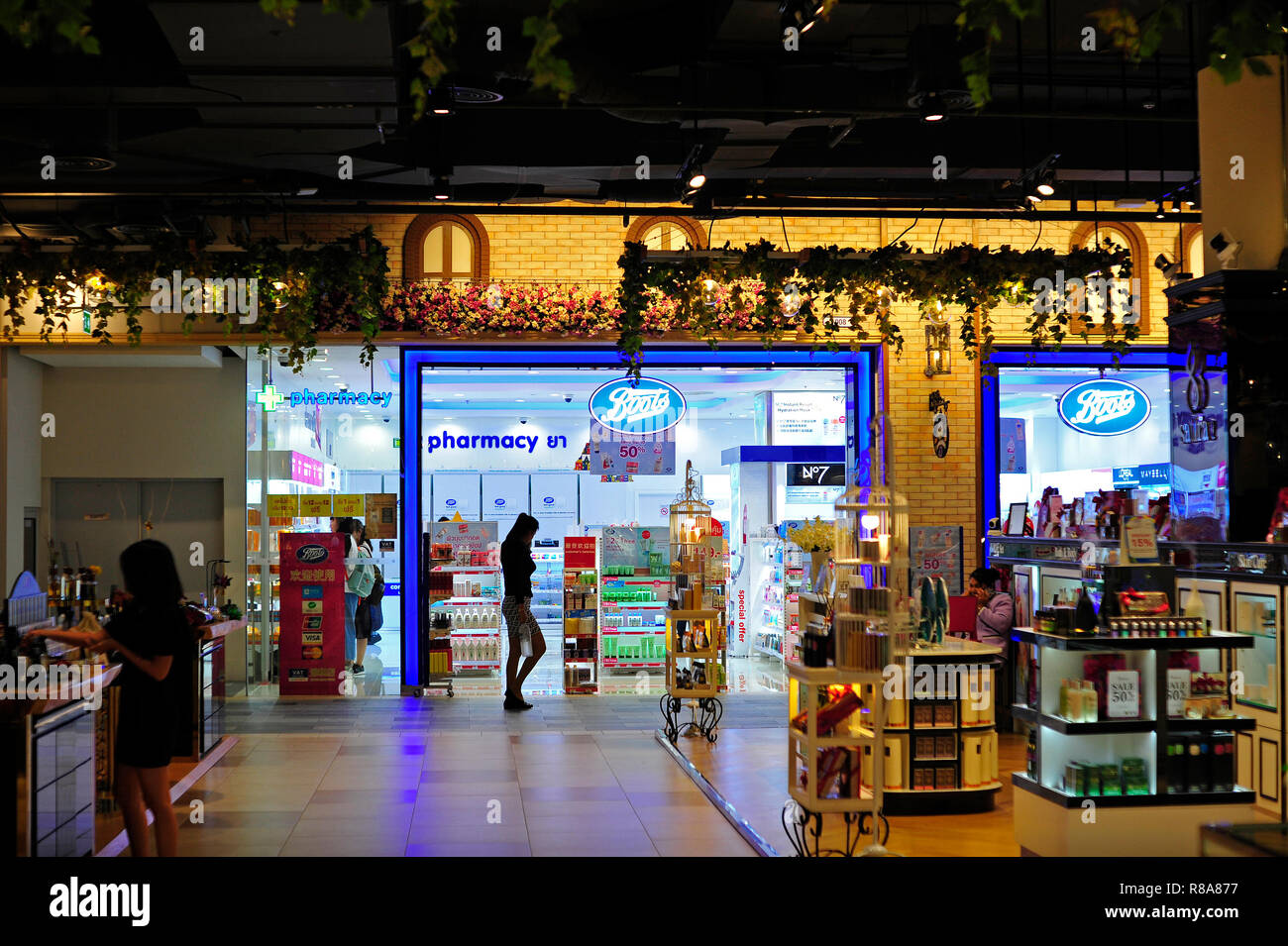 Anschlußklemme 21 Shopping Mall Pattaya Thailand Stockfoto