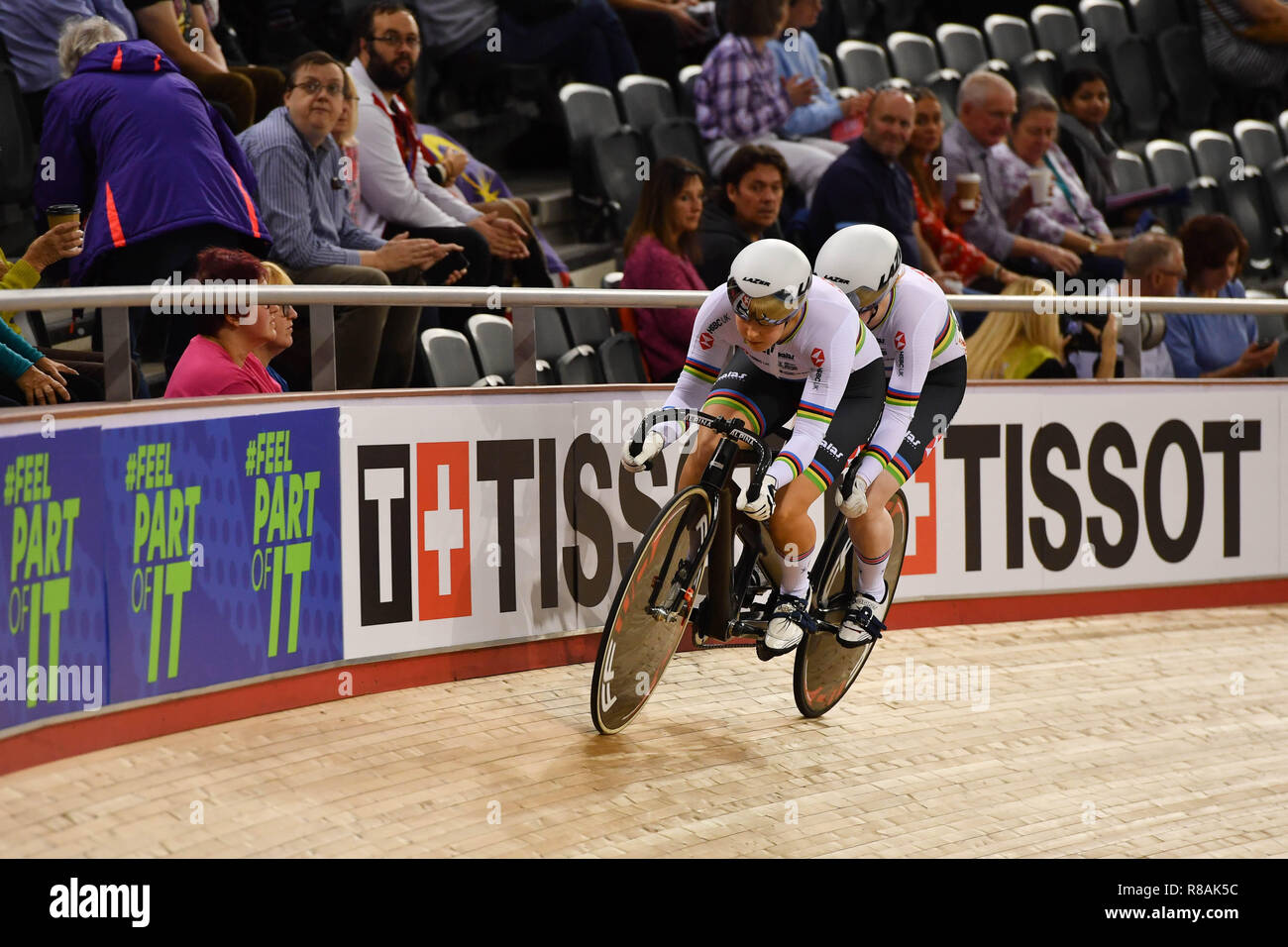 London, Großbritannien. 14. Dezember, 2018. Thornhill S. MBE und Scott Hellen in gemischten Para B Sprint Qualifikation (200 m) während Tissot UCI Track Cycling World Cup IV bei Lee Valley VeloPark am Freitag, den 14. Dezember 2018. LONDON ENGLAND. (Nur redaktionelle Nutzung, eine Lizenz für die gewerbliche Nutzung erforderlich. Keine Verwendung in Wetten, Spiele oder einer einzelnen Verein/Liga/player Publikationen.) Credit: Taka Wu/Alamy leben Nachrichten Stockfoto