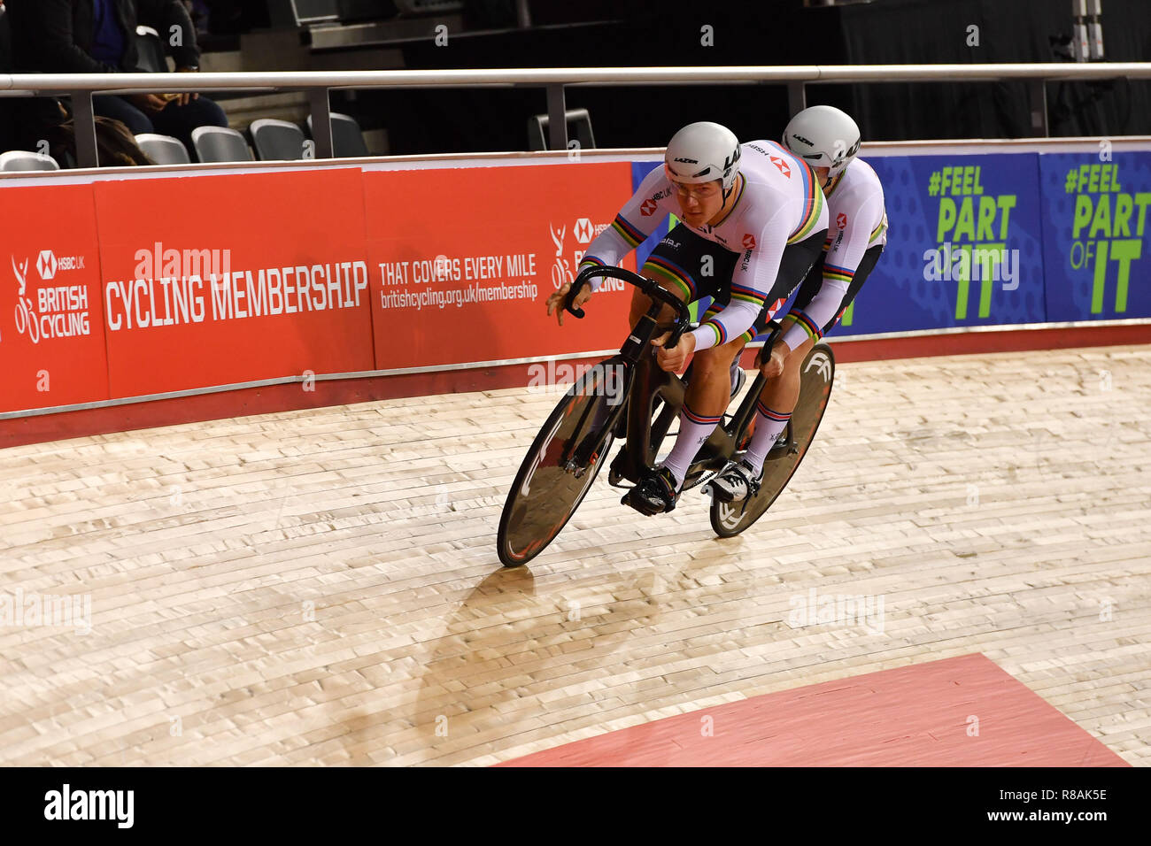 London, Großbritannien. 14. Dezember, 2018. Fachie Neil MBE und Rotherham Matt (GBR) in gemischten Para B Sprint Qualifikation (200 m) während Tissot UCI Track Cycling World Cup IV bei Lee Valley VeloPark am Freitag, den 14. Dezember 2018. LONDON ENGLAND. (Nur redaktionelle Nutzung, eine Lizenz für die gewerbliche Nutzung erforderlich. Keine Verwendung in Wetten, Spiele oder einer einzelnen Verein/Liga/player Publikationen.) Credit: Taka Wu/Alamy leben Nachrichten Stockfoto