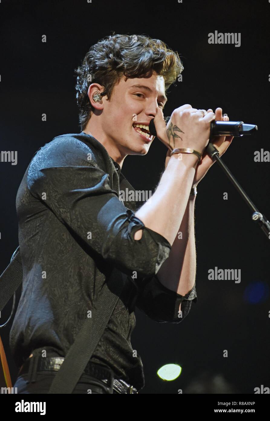 Atlanta, GA, USA. 14 Dez, 2018. Shawn Mendes anwesend für Power 96,1 IHeartRadio Jingle Ball präsentiert von Capital One, State Farm Arena, Atlanta, GA 14. Dezember 2018. Credit: Derek Sturm/Everett Collection/Alamy leben Nachrichten Stockfoto