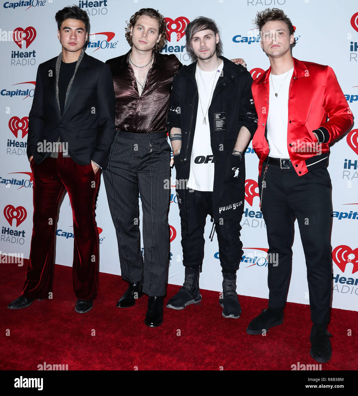 LAS VEGAS, NV, USA - 22. SEPTEMBER: Calum Haube, Lukas Hemmings, Michael Clifford, Ashton Irwin, 5 Sekunden nach dem Sommer in der Presse während der 2018 iHeartRadio Music Festival - Nacht 2 bei der T-Mobile Arena am 22. September 2018 in Las Vegas, Nevada, USA. (Foto von Xavier Collin/Image Press Agency) Stockfoto LAS VEGAS, NV, USA - 22. SEPTEMBER: Calum Haube, Lukas Hemmings, Michael Clifford, Ashton Irwin, 5 Sekunden nach dem Sommer in der Presse während der 2018 iHeartRadio Music Festival - Nacht 2 bei der T-Mobile Arena am 22. September 2018 in Las Vegas, Nevada, USA. (Foto von Xavier Collin/Image Press Agency) Stockfoto