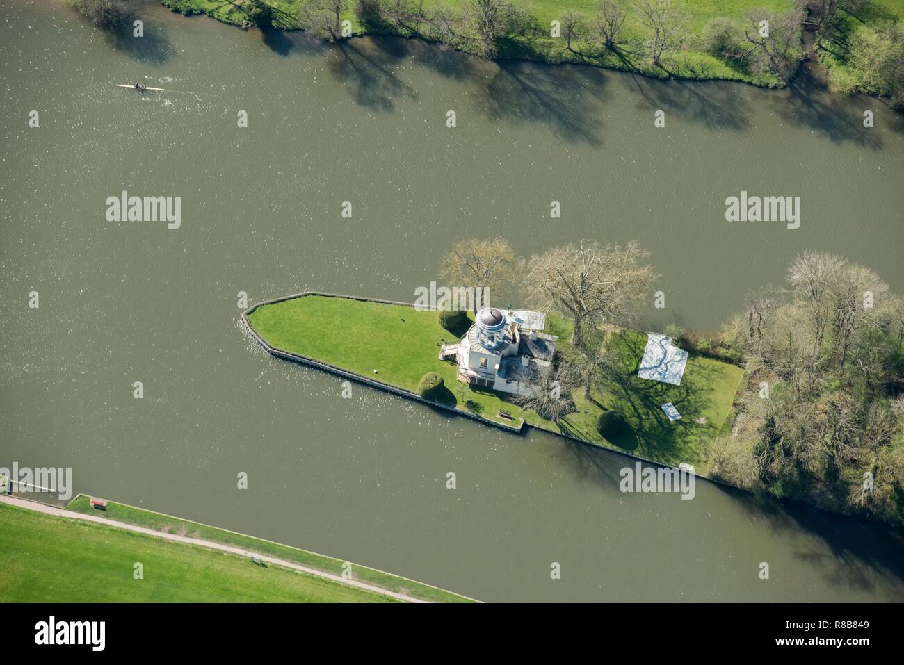 Tempel der Insel, Themse, Berkshire, 2018. Schöpfer: Historisches England Fotograf. Stockfoto