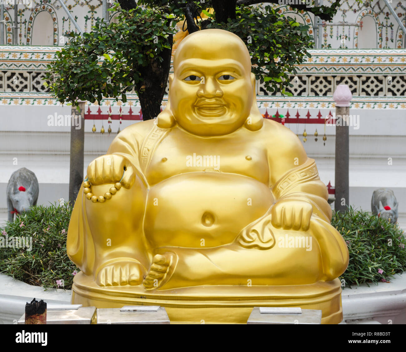 Vergoldete fat Buddha Statue im Wat Arun, Bangkok, Thailand Stockfoto