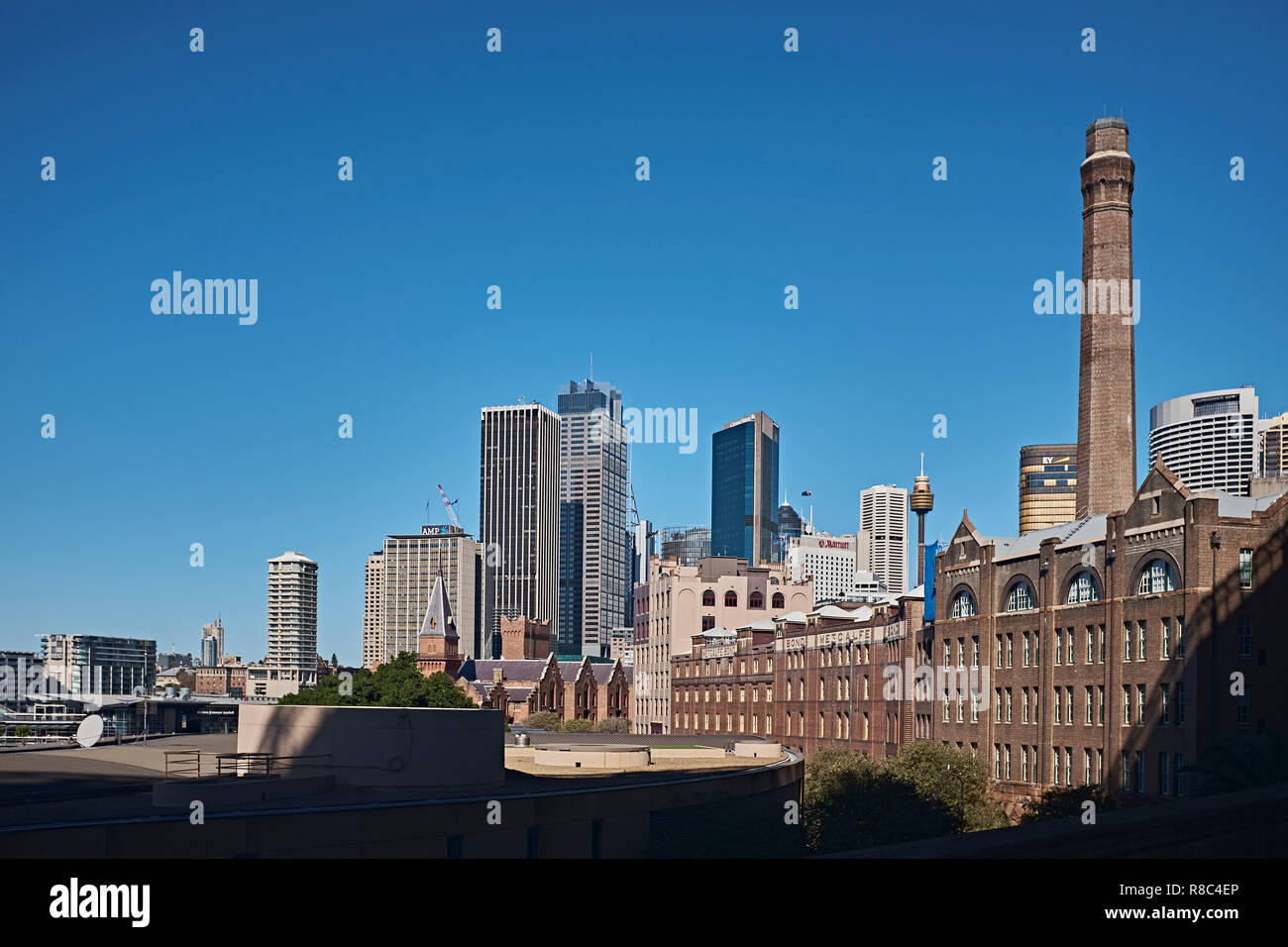 Blick auf die Skyline von Sydney mit dem Bereich wie der Felsen und der Sydney Central Business District in den Boden zurück, Sydney, NSW, Australien bekannt Stockfoto