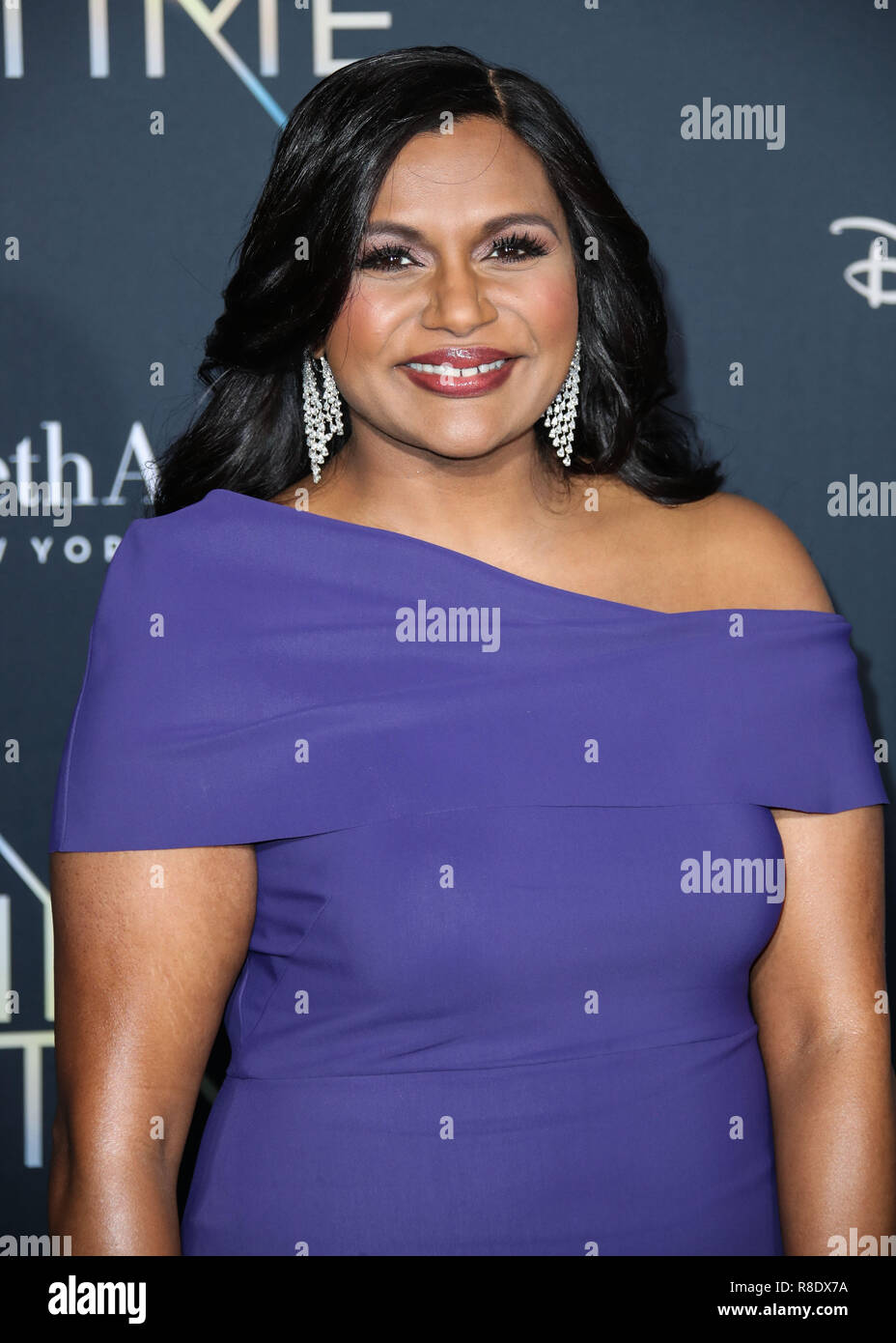 HOLLYWOOD, Los Angeles, CA, USA - 26. Februar: Mindy Kaling bei der Weltpremiere von Disney's "A Wrinkle In Time" am El Capitan Theatre am Februar 26, 2018 in Hollywood, Los Angeles, Kalifornien, Vereinigte Staaten. (Foto von Xavier Collin/Image Press Agency) Stockfoto