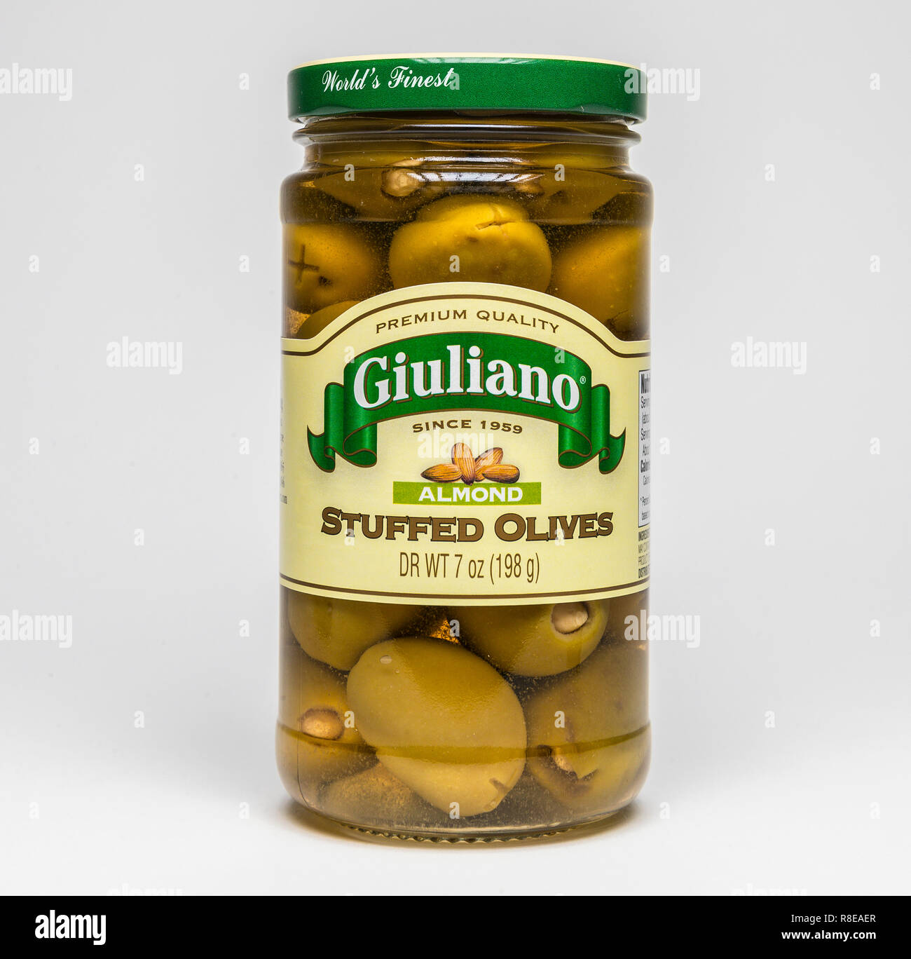 Premium Qualität Giuliano mit Mandeln gefüllte Oliven Stockfoto