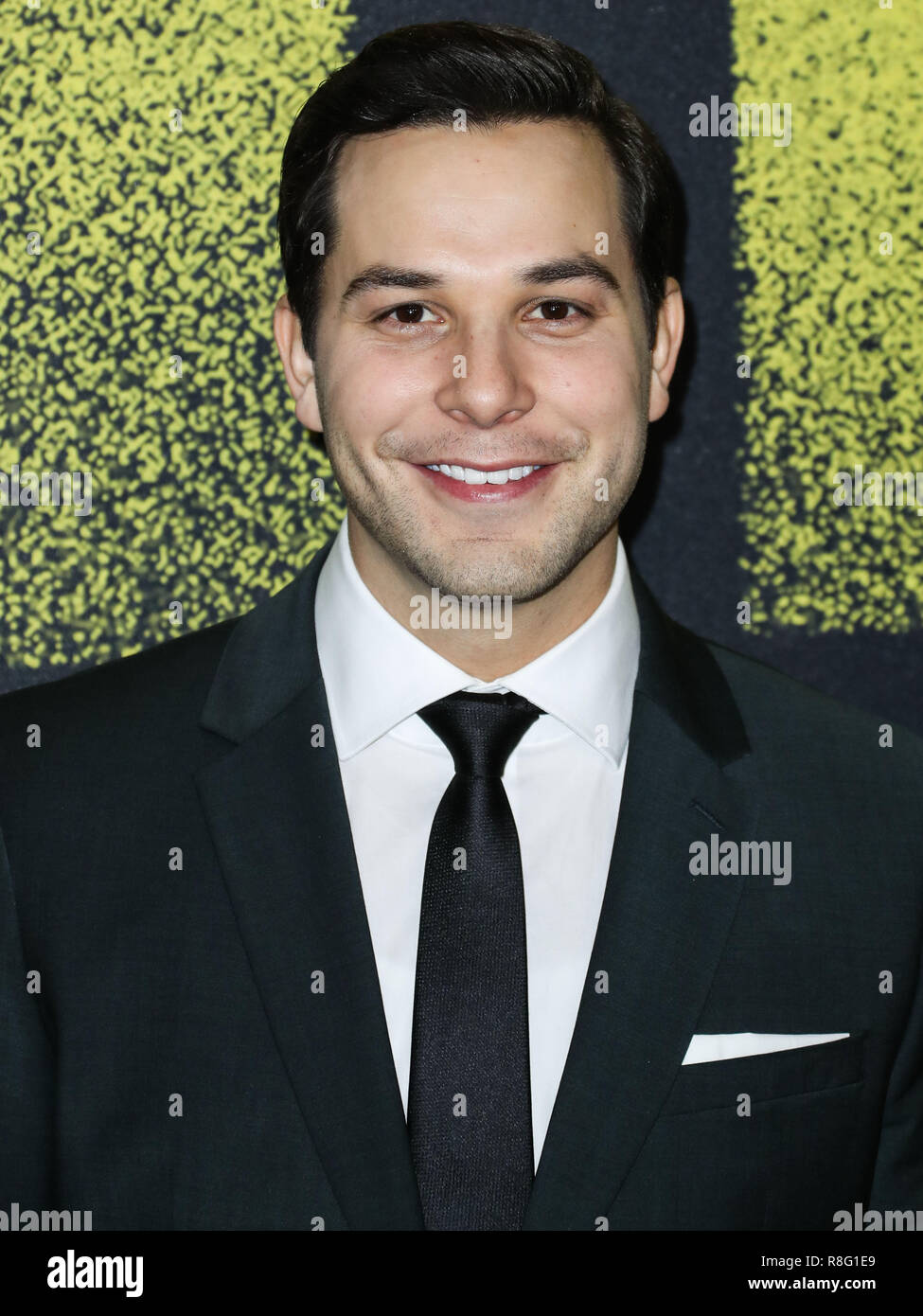 HOLLYWOOD, Los Angeles, CA, USA - Dezember 12: Skylar Astin bei der Weltpremiere von Universal Pictures'' Pitch Perfekt 3' im Dolby Theater am Dezember 12, 2017 in Hollywood, Los Angeles, Kalifornien, Vereinigte Staaten. (Foto von Xavier Collin/Image Press Agency) Stockfoto