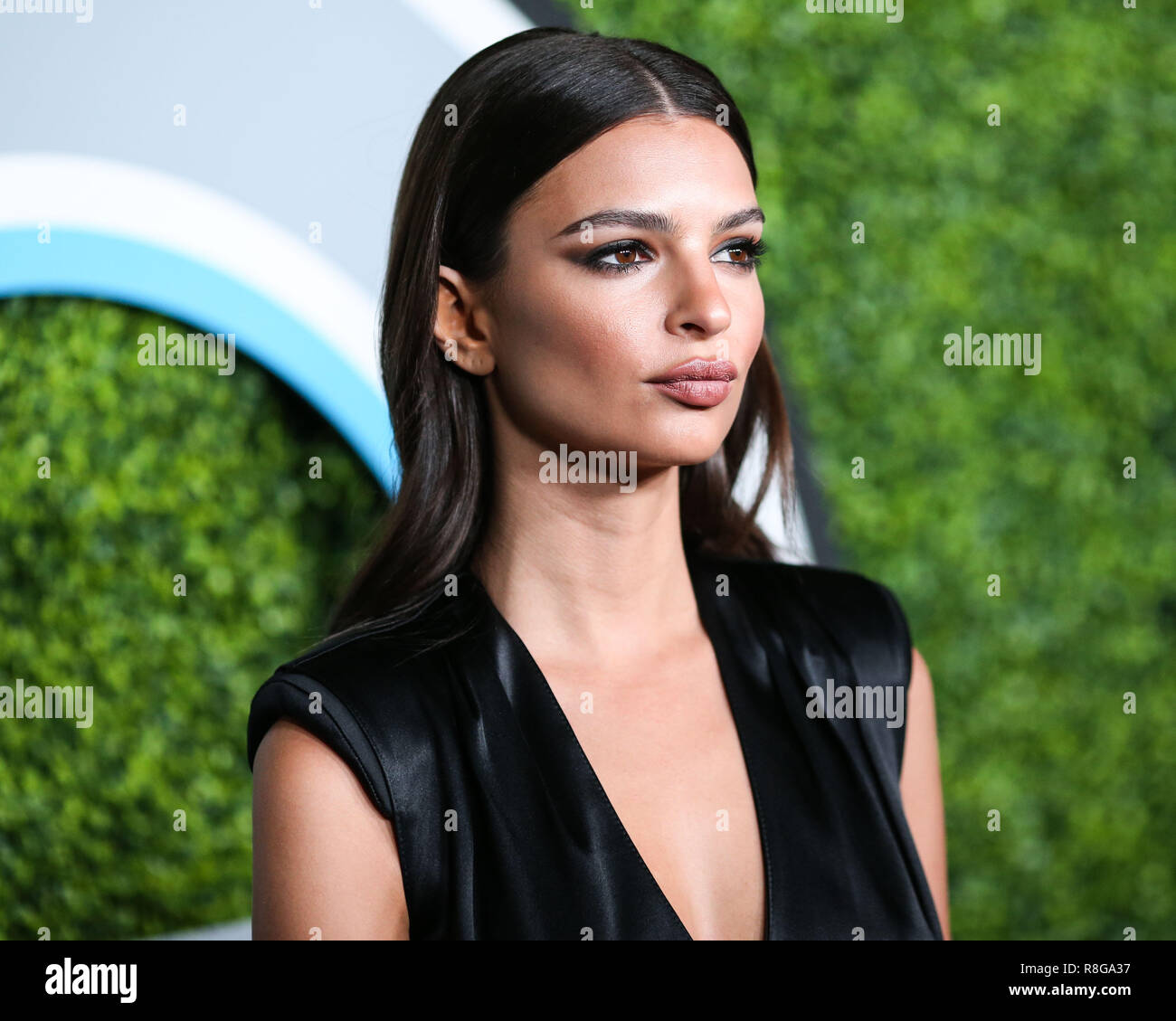 WEST HOLLYWOOD, Los Angeles, CA, USA - Dezember 07: Emily Ratajkowski am 2017 GQ Männer des Jahres Party im Chateau Marmont am 7. Dezember statt, 2017 in West Hollywood, Los Angeles, Kalifornien, Vereinigte Staaten. (Foto von Xavier Collin/Image Press Agency) Stockfoto