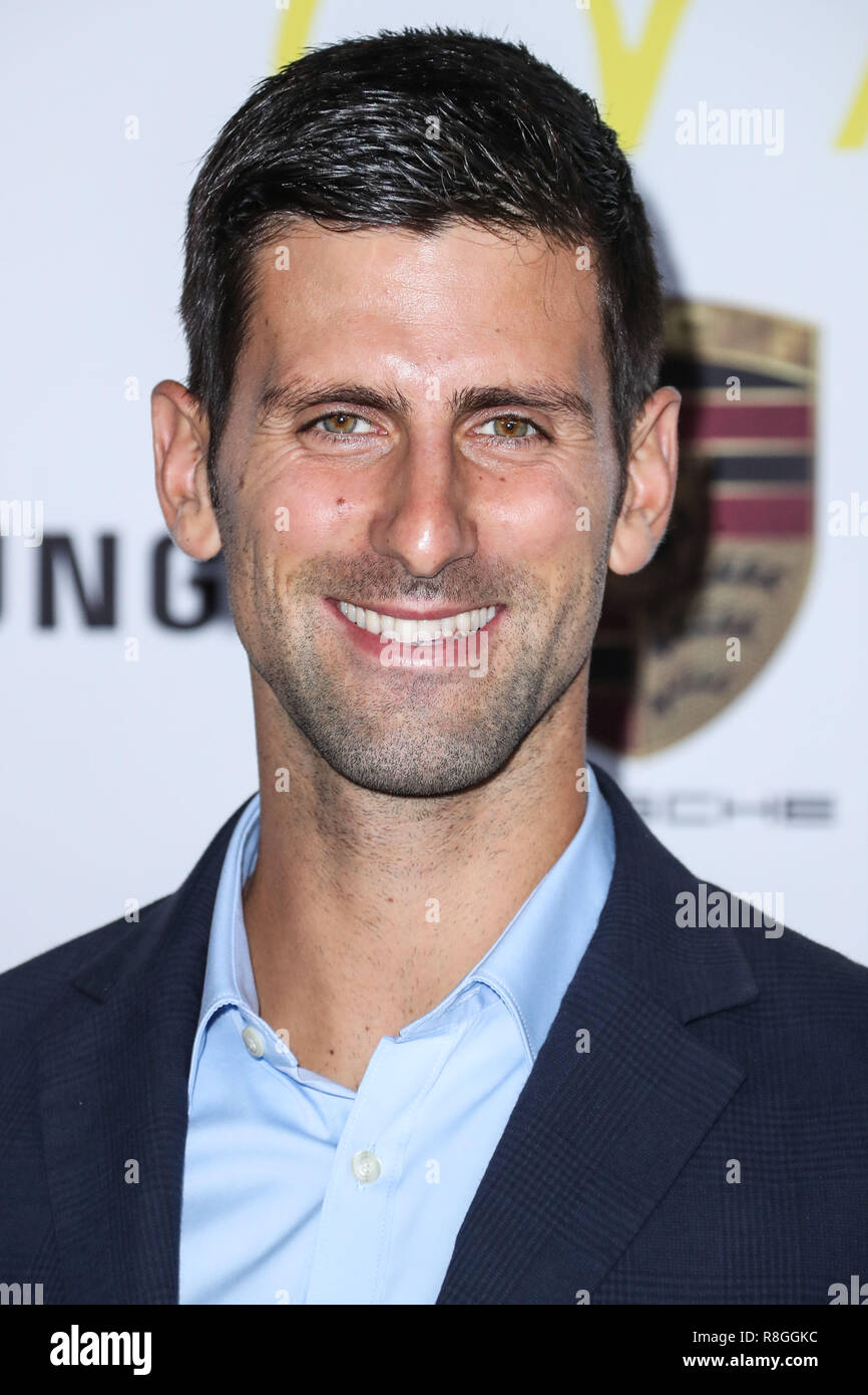 Beverly Hills Los Angeles Ca Usa November 03 Novak Djokovic Kommt An Goldie Liebe In Fur Kinder 2017 Ron Burkle S Green Acres Immobilien Am 3 November 2017 In Beverly Hills Los