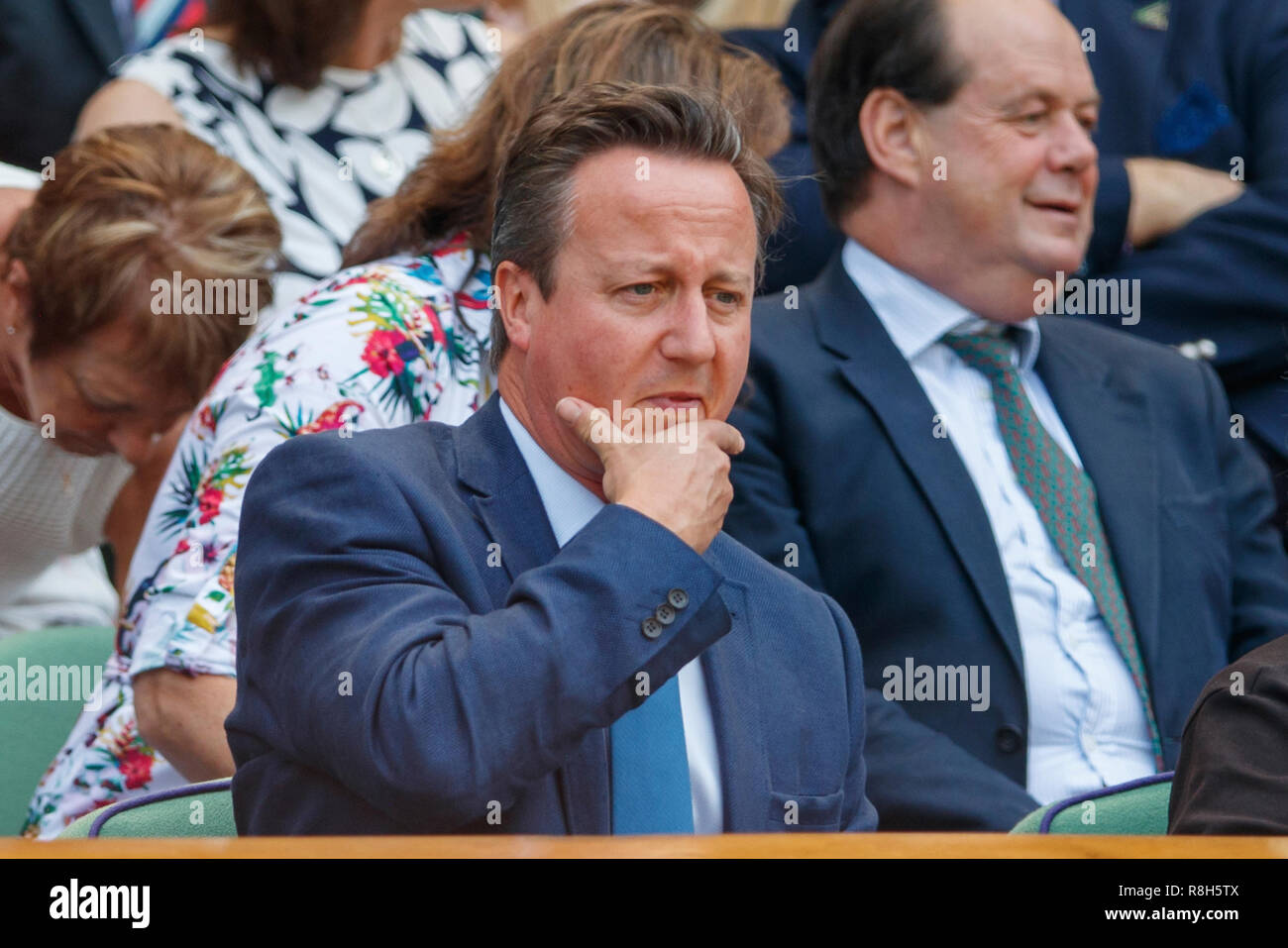 David Cameron Uhren während der Wimbledon Championships 2018 Stockfoto