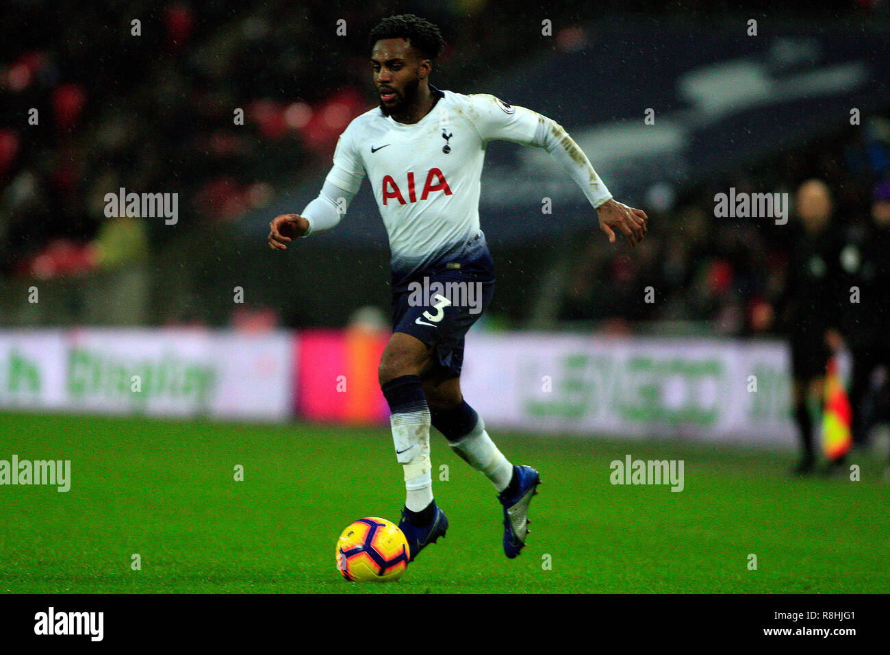 London, Großbritannien. 15. Dezember 2018. Danny Rose von Tottenham Hotspur in Aktion. EPL Premier League match, Tottenham Hotspur v Burnley im Wembley Stadion in London am Samstag, den 15. Dezember 2018. Dieses Bild dürfen nur für redaktionelle Zwecke verwendet werden. Nur die redaktionelle Nutzung, eine Lizenz für die gewerbliche Nutzung erforderlich. Keine Verwendung in Wetten, Spiele oder einer einzelnen Verein/Liga/player Publikationen. Quelle: Steffan Bowen/Andrew Orchard sport Fotografie/Alamy leben Nachrichten Stockfoto