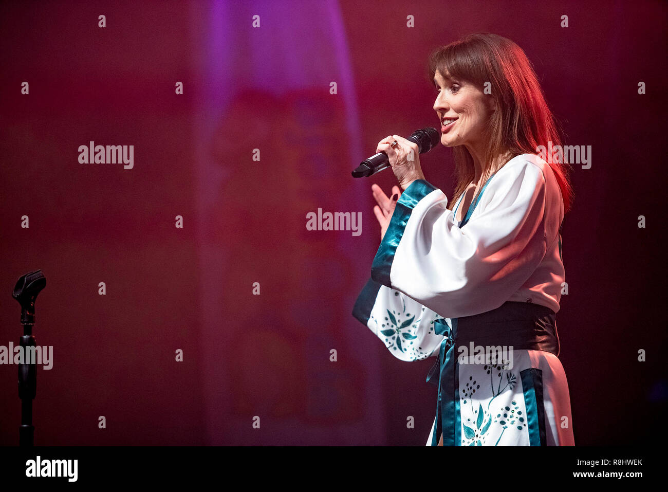Manchester, Großbritannien. 15. Dezember 2018. Björn Again führt an der Manchester Academy auf ihr 30jähriges Bestehen, Manchester UK Tour 2018-12-15 Credit: Gary Mather/Alamy leben Nachrichten Stockfoto