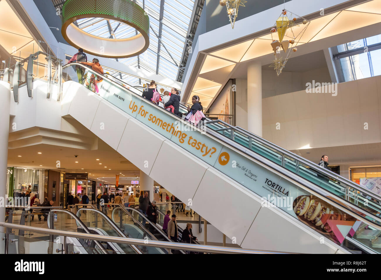 Innenraum der intu Lakeside Shopping Centre, West Thurrock, Grays, Essex, England, Vereinigtes Königreich Stockfoto