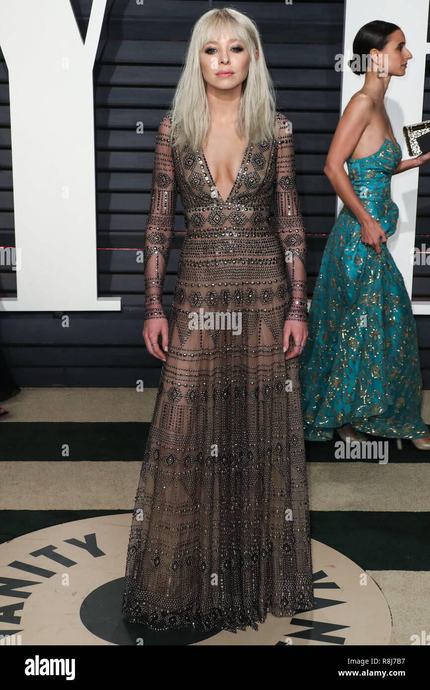 BEVERLY HILLS, Los Angeles, CA, USA - 26. Februar: Portia Doubleday kommt an der 2017 Vanity Fair Oscar Party im Wallis Annenberg Center für Darstellende Künste hielt am 26. Februar 2017 in Beverly Hills, Los Angeles, Kalifornien, Vereinigte Staaten. (Foto von Xavier Collin/Image Press Agency) Stockfoto