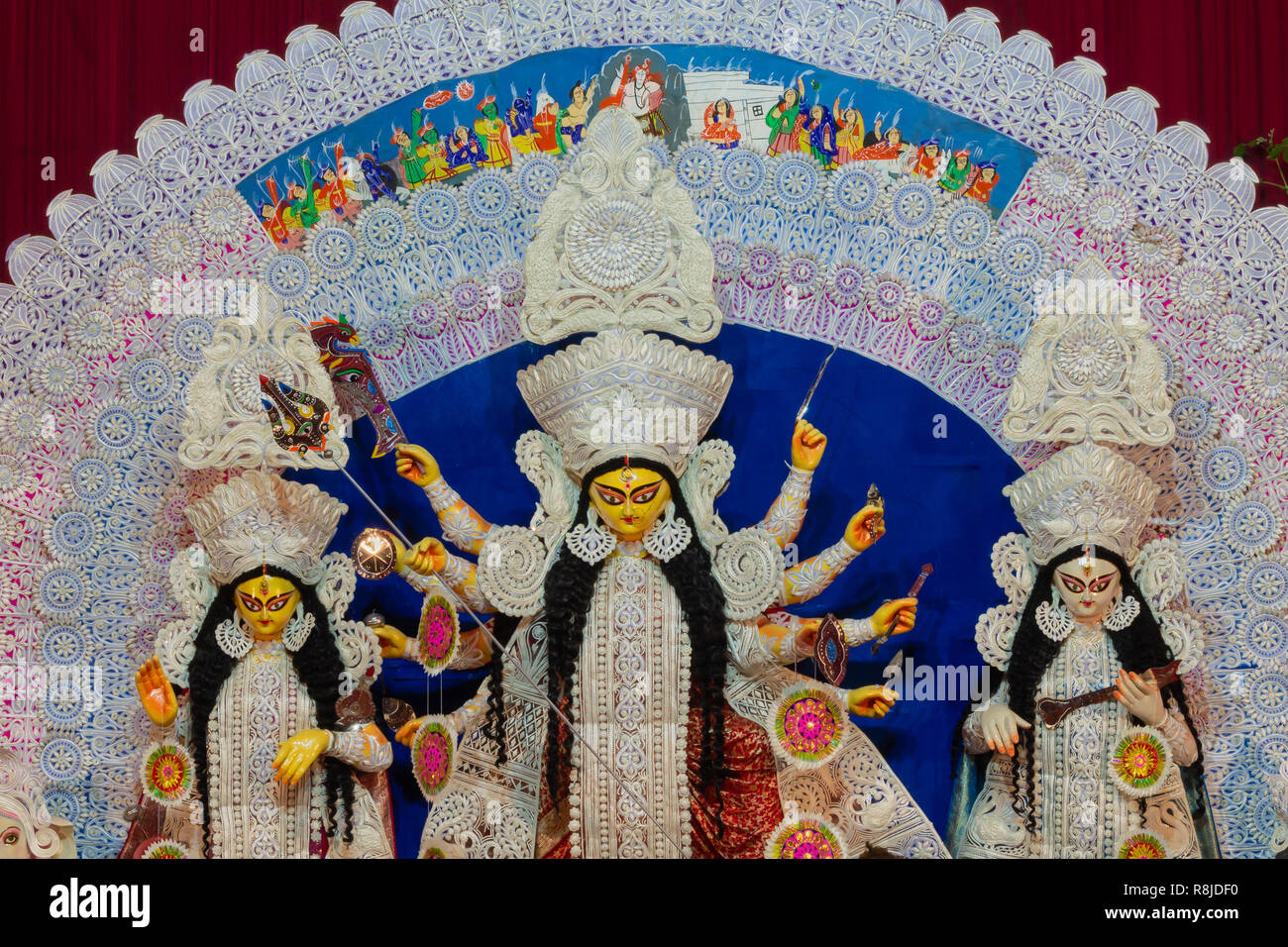 E-Block, C.R. Park, New Delhi, DT-16 Oct 2018. Eine Ansicht von Durga Puja Pandal Idiol In Stockfoto