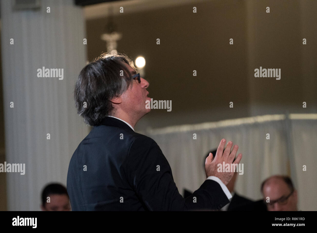 Julian Wachner in St. Paul's Kapelle die Durchführung der Chor des Trinity die Wall Street und die Trinity Baroque Orchestra in Händels "Messias". 13. Dez., 2018 Stockfoto