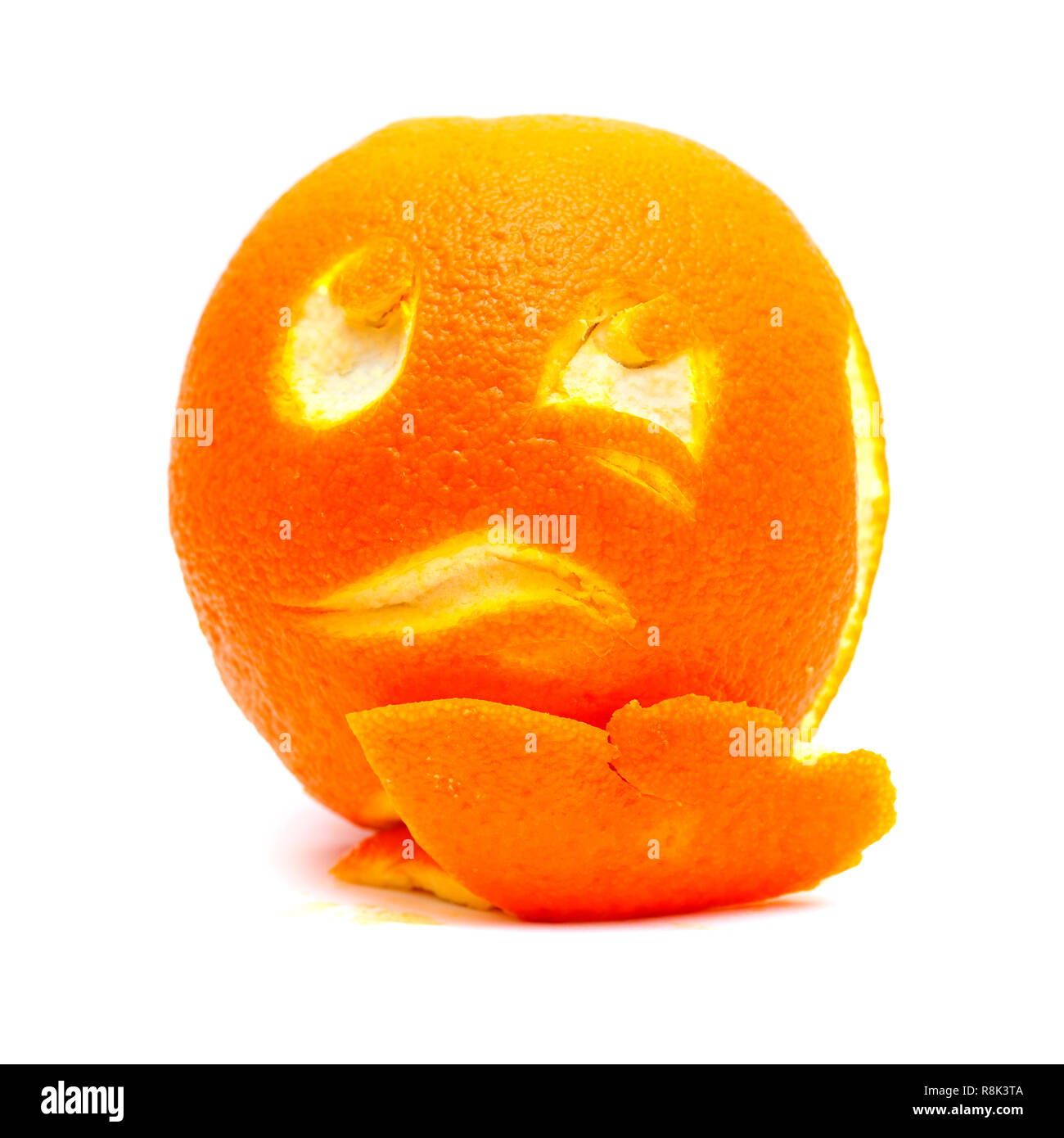 Orange mit seiner Form unglücklich und in Anbetracht einer Diät Stockfoto