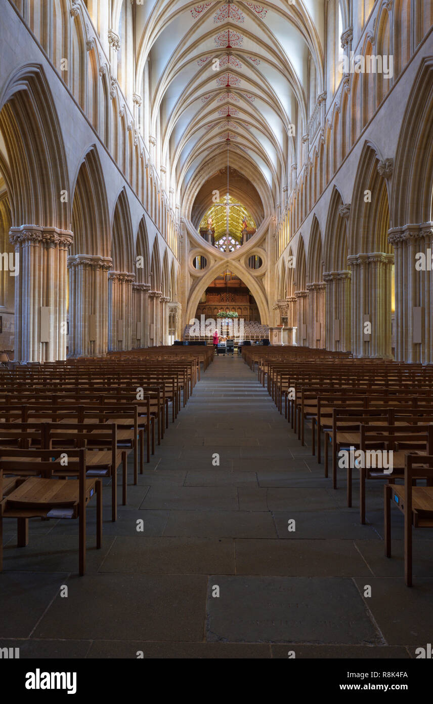 Das Kirchenschiff von Wells Cathedral. Wells, Somerset, Großbritannien Stockfoto