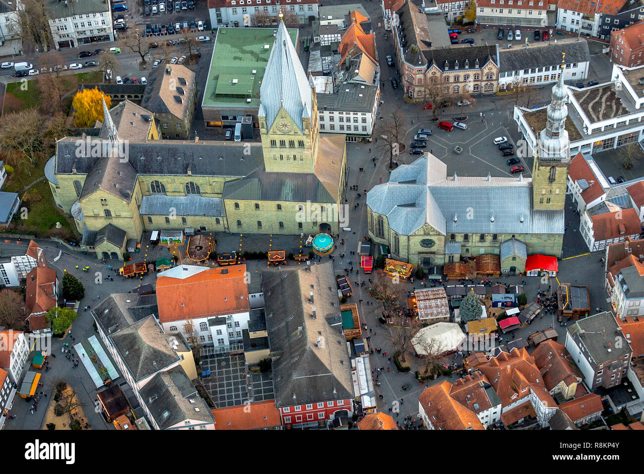 Luftaufnahme, Rathaus, der Kirche St. Peter, St. Patrokli Dom, Weihnachtsmarkt, Petrikirchhof, Cathedral Square, Altstadt Soest, Soest, Soester Stockfoto