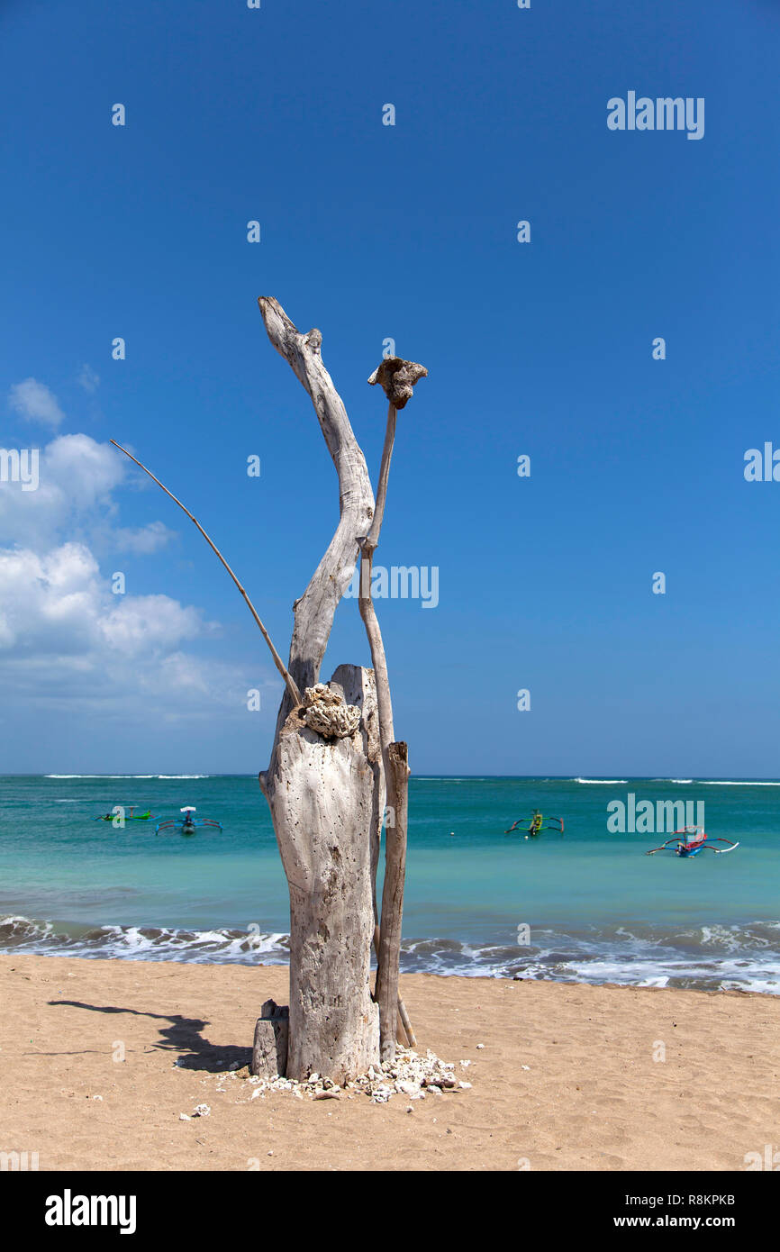 Indonesien ist auch einen Blick auf den berühmten Strand von Kuta Beach auf Bali. Stockfoto