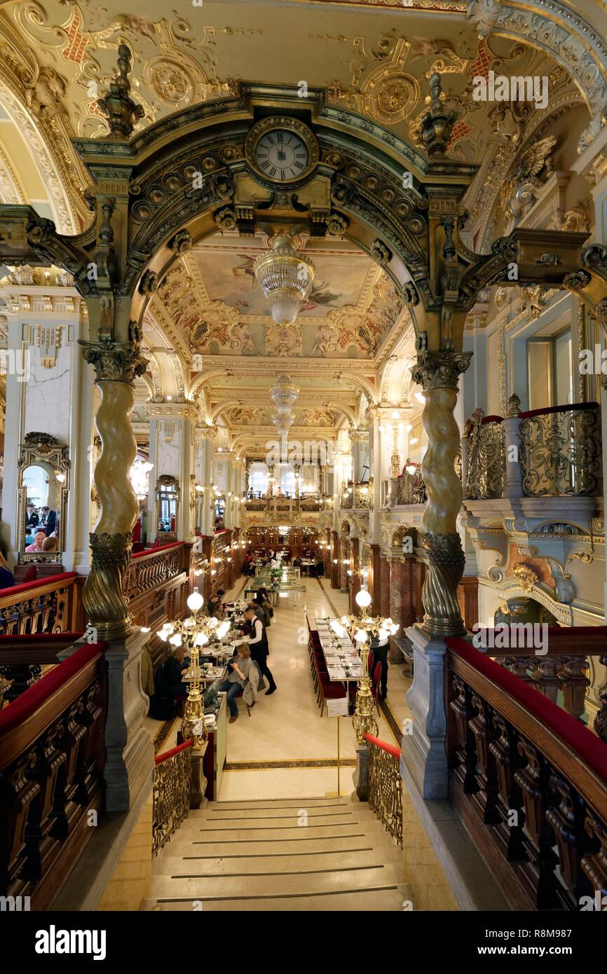 Ungarn, Budapest, ein UNESCO Weltkulturerbe, Pest Bezirk, New York Cafe Teil von New York Palace Hotel Boscolo Group, der ehemaligen Gebäude der Versicherungsgesellschaft namens New York, 1894 erbaut Stockfoto