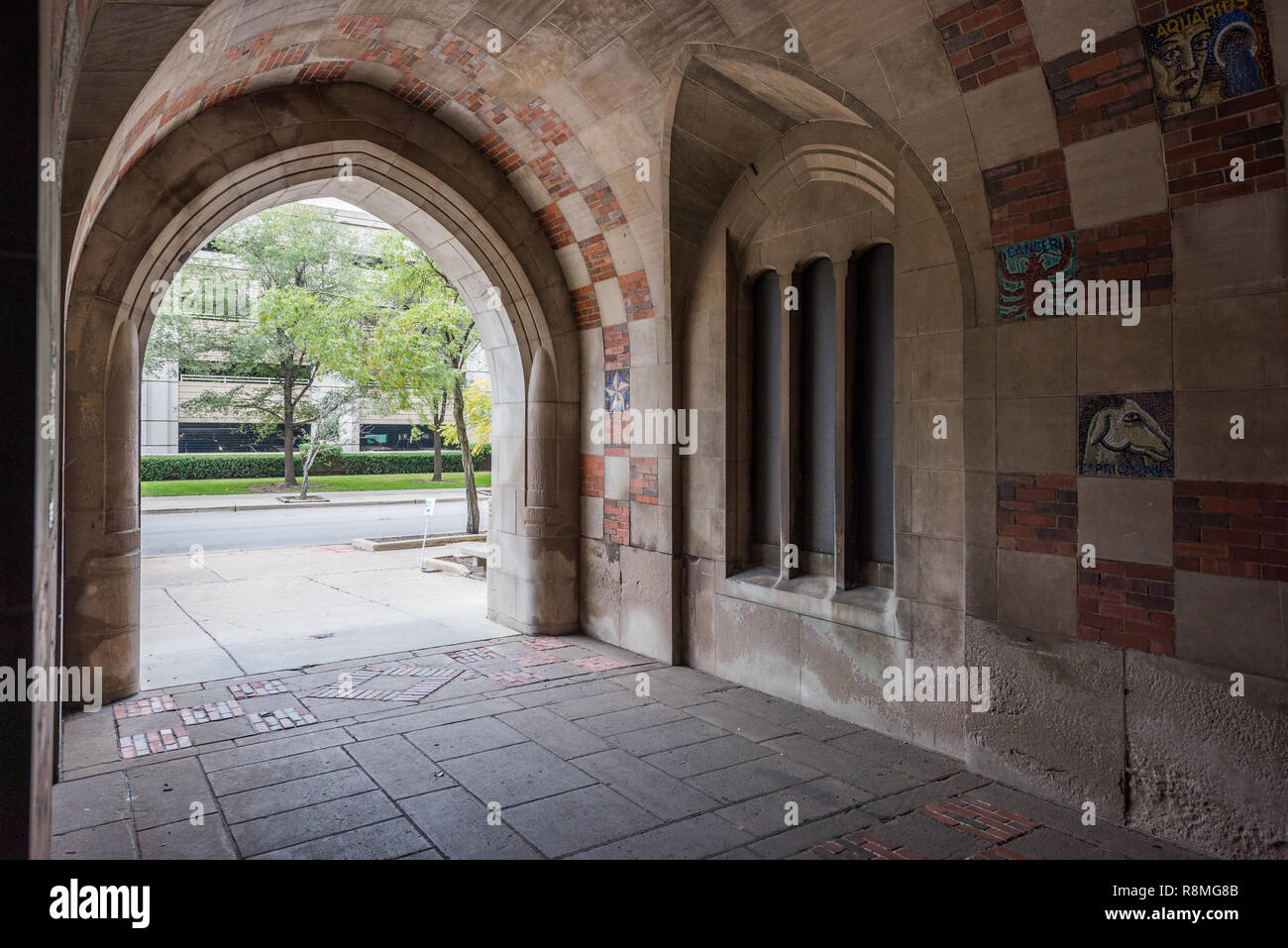Die Außenansicht der Gebäude auf dem Campus der Universität von Illinois medial Stockfoto