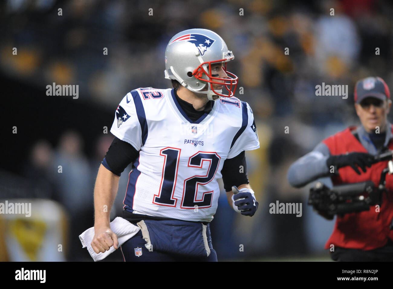 16. Dezember 2018: Patrioten #12 Tom Brady während der Pittsburgh Steelers vs New England Patriots Spiel am Heinz Feld in Pittsburgh, PA. Jason Pohuski/CSM Stockfoto