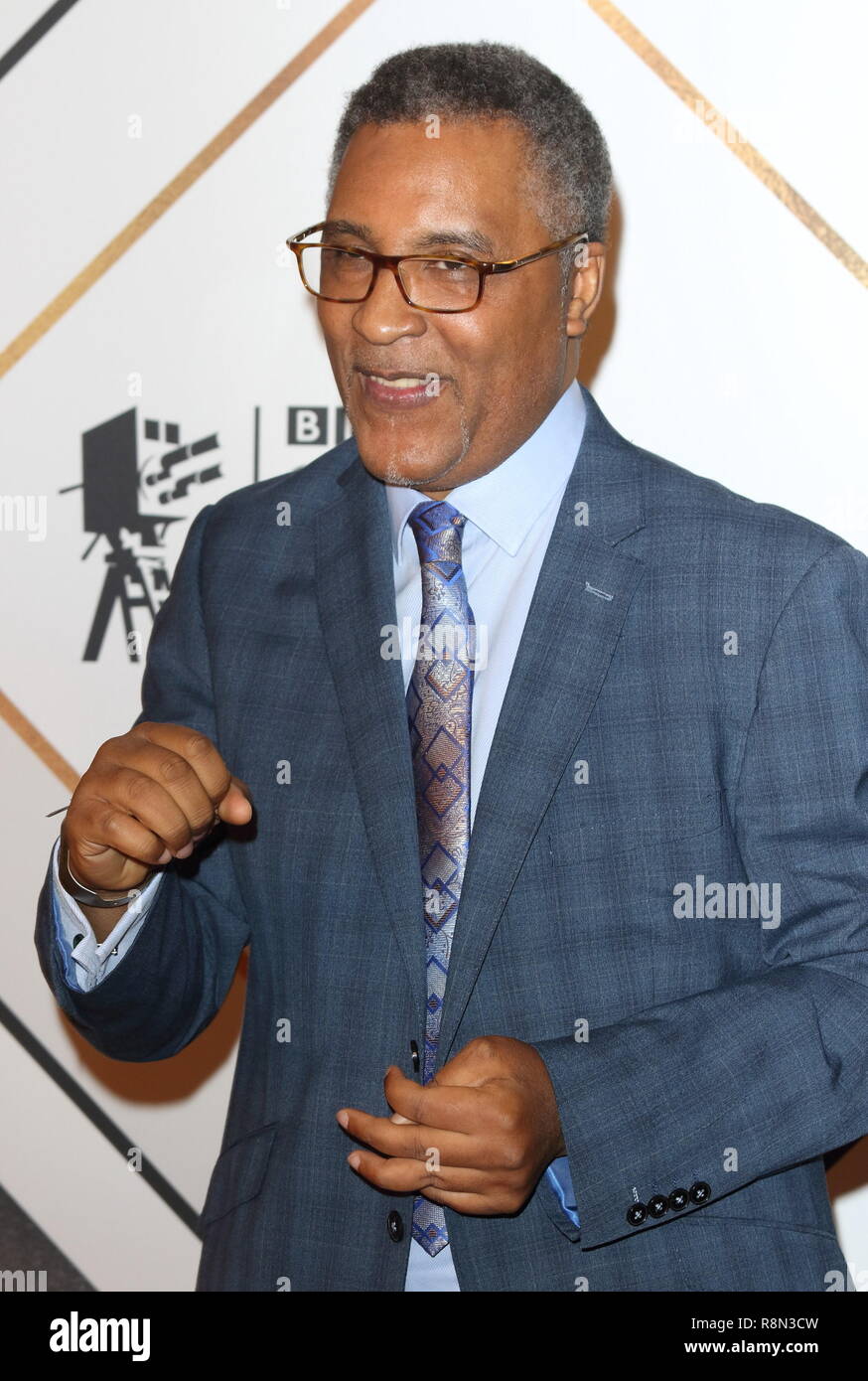 Birmingham, Großbritannien. 16 Dez, 2018. Michael Watson auf dem roten Teppich bei der BBC Sport Persönlichkeit des Jahres 2018 in den Resorts World Arena. Credit: Keith Mayhew/SOPA Images/ZUMA Draht/Alamy leben Nachrichten Stockfoto