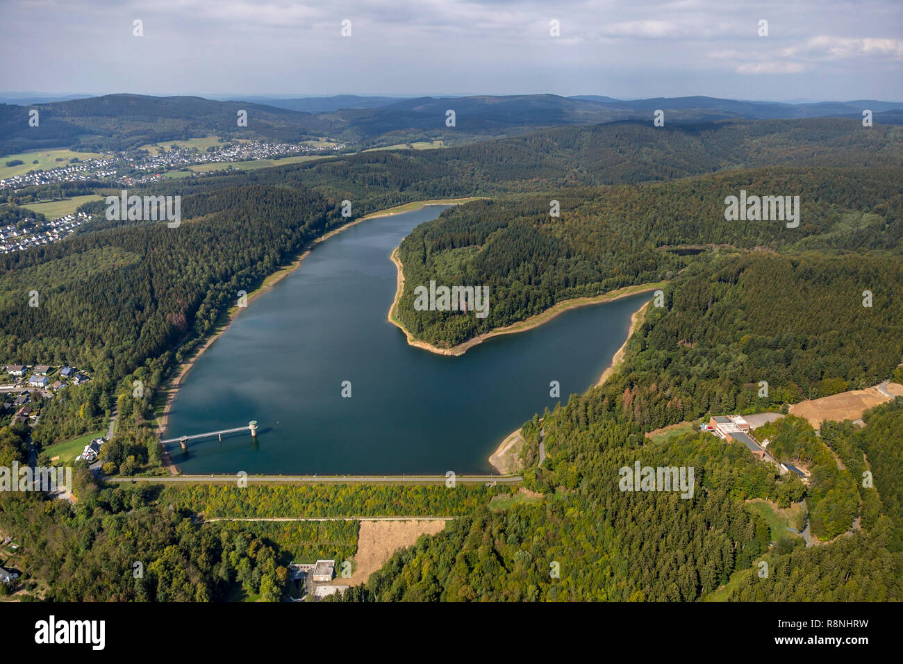 Luftaufnahme, Breitenbach Dam, Dam, Behälter, der Wolken, der Wälder, Baustelle 3 Wasserkasten, Hochbehälter, Trinkwasser, Wasser verband S Stockfoto