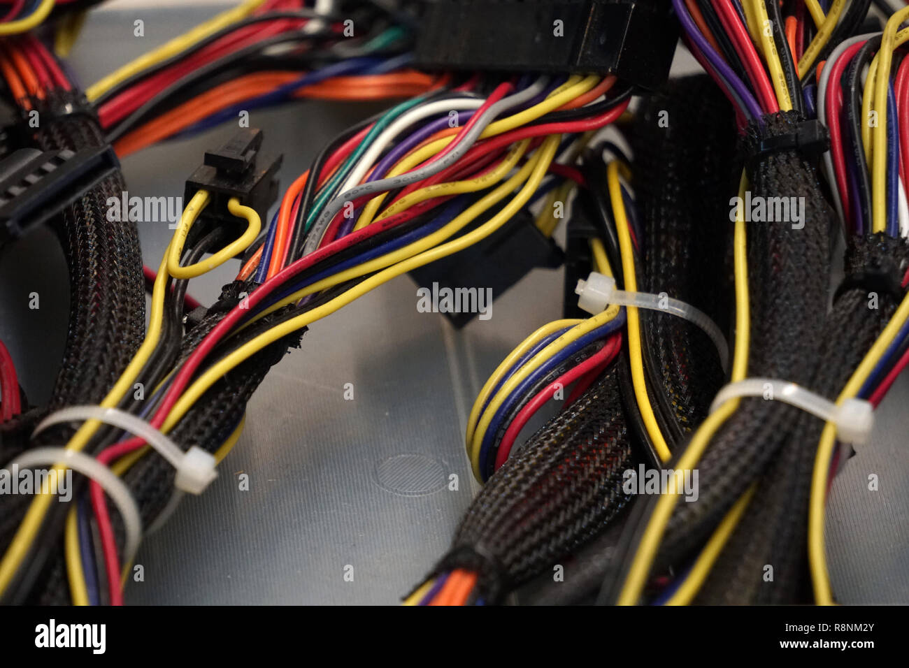 Alte pcs PC Komponenten und Kabel Stockfoto