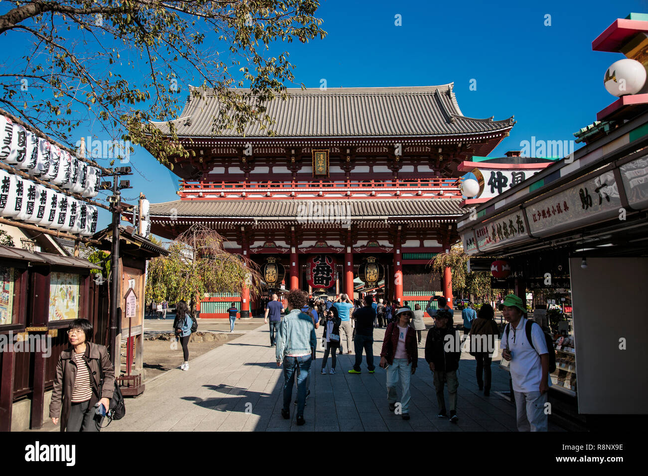 Die buddhistischen Tempel Sensō-ji in Asakusa, Tokyo. Stockfoto