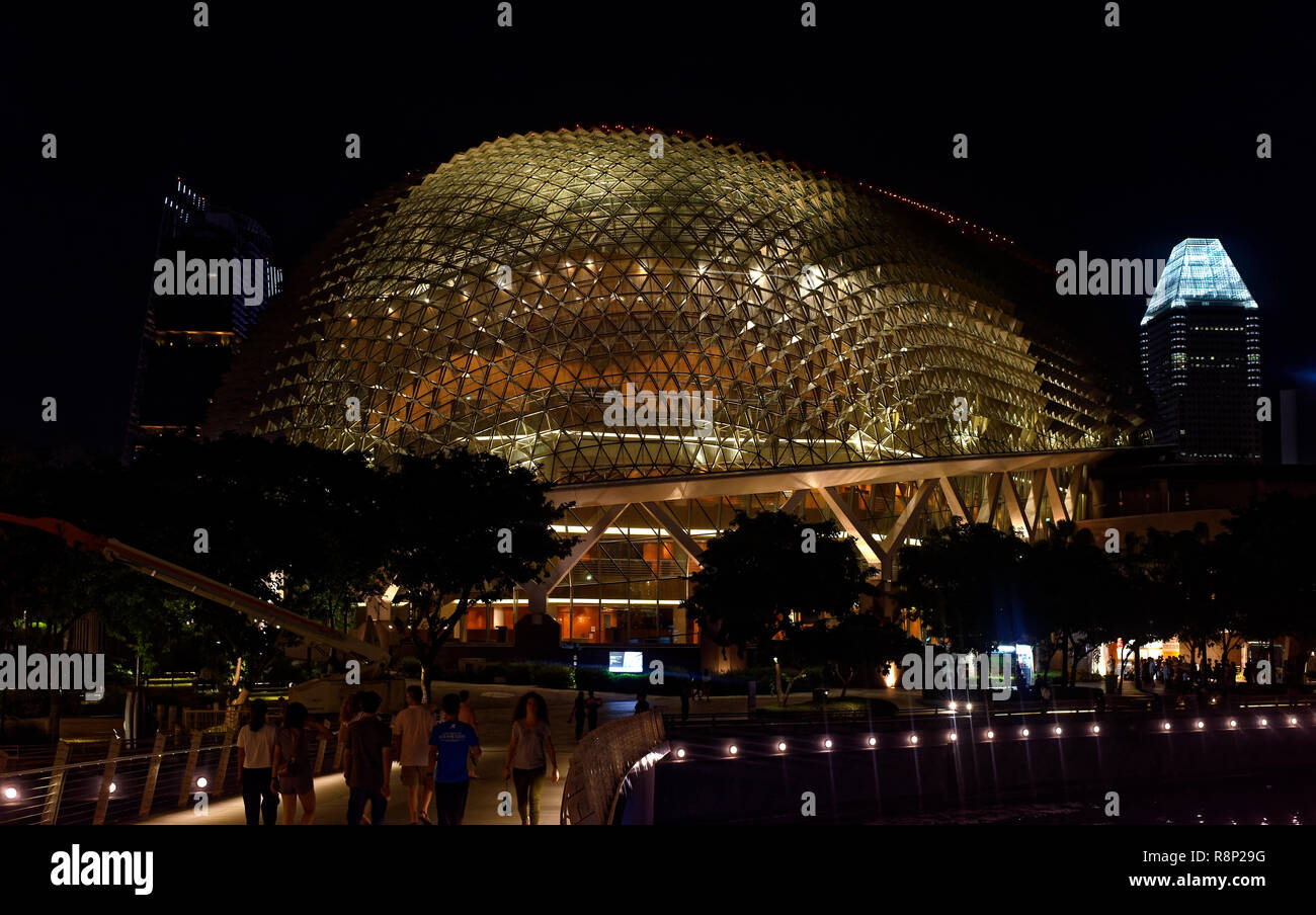 Der Esplanade Theater, die Singapur Opernhaus mit Durian oder insectoid Dach, Marina Bay, Singapore, Asien Stockfoto