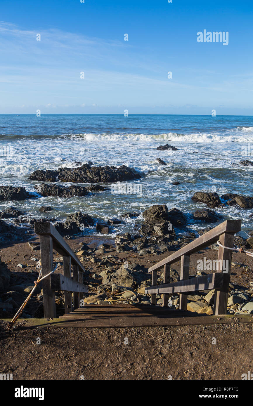 Moonstone Beach Boardwalk Cambria auf der zentralen Küste von Kalifornien, USA. Stockfoto