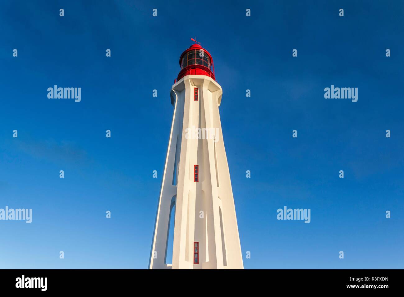 Kanada, Quebec, Region Bas-Saint-Laurent, Rimouski, Pointe au Pere Leuchtturm, Dawn Stockfoto