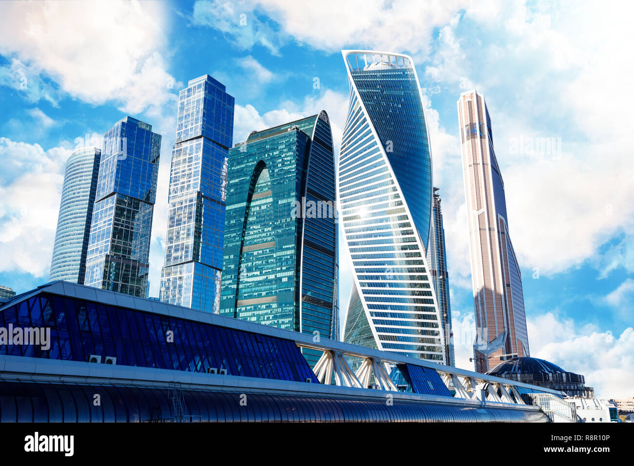 Gespiegelte Wolkenkratzer business center Moscow-City. Stockfoto