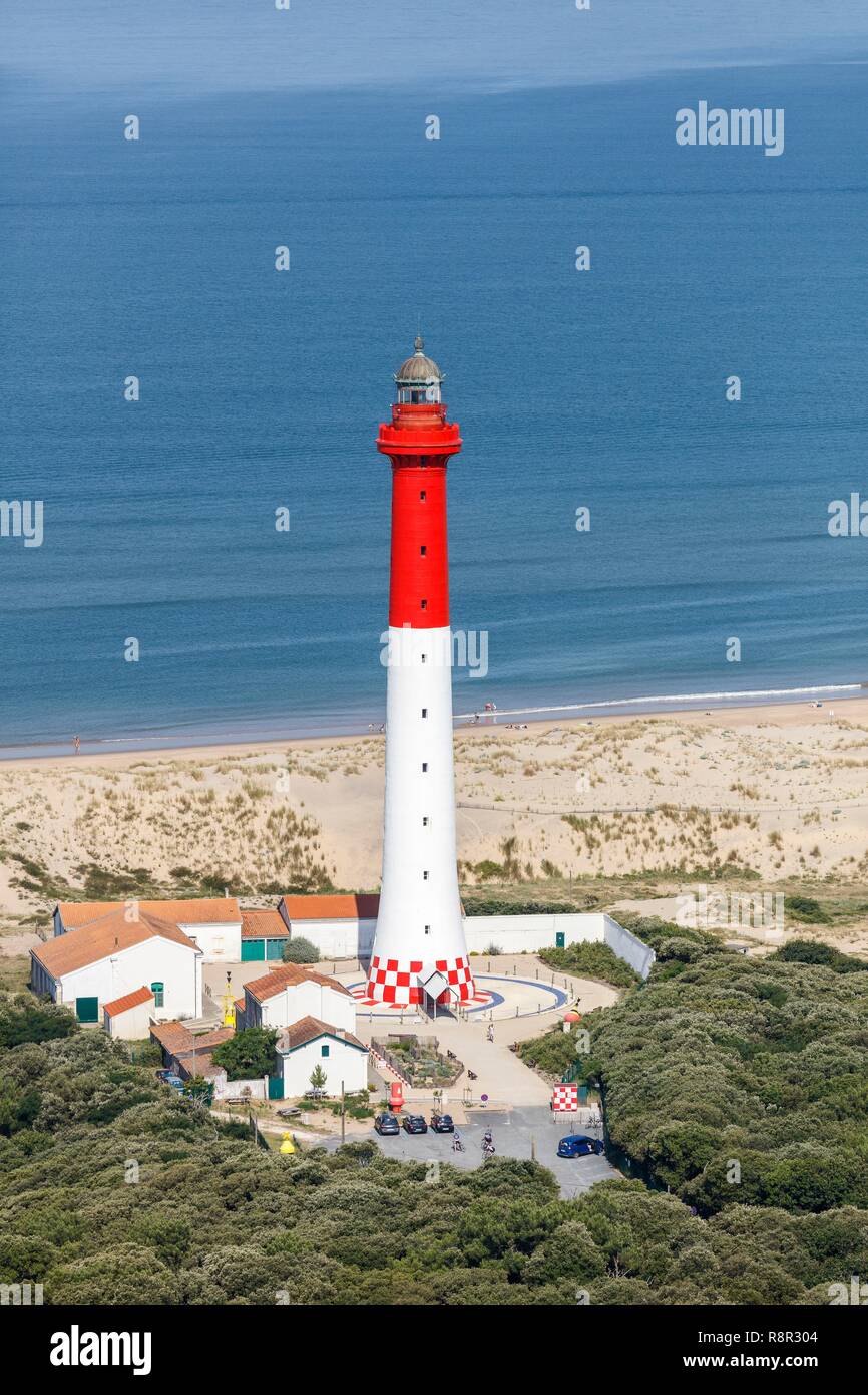 Frankreich, Charente Maritime, Les Mathes, la Coubre Leuchtturm (Luftbild) Stockfoto
